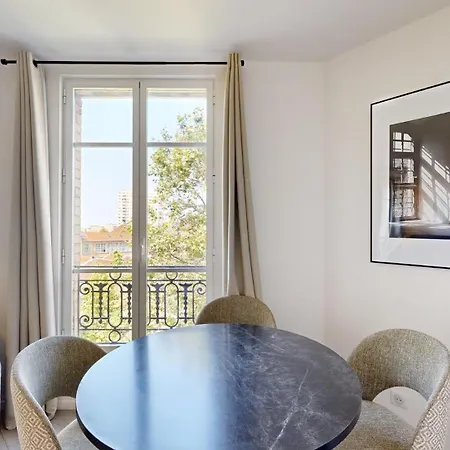 Appartement Bluestay 36 - Charmant Studio A 13 Parijs